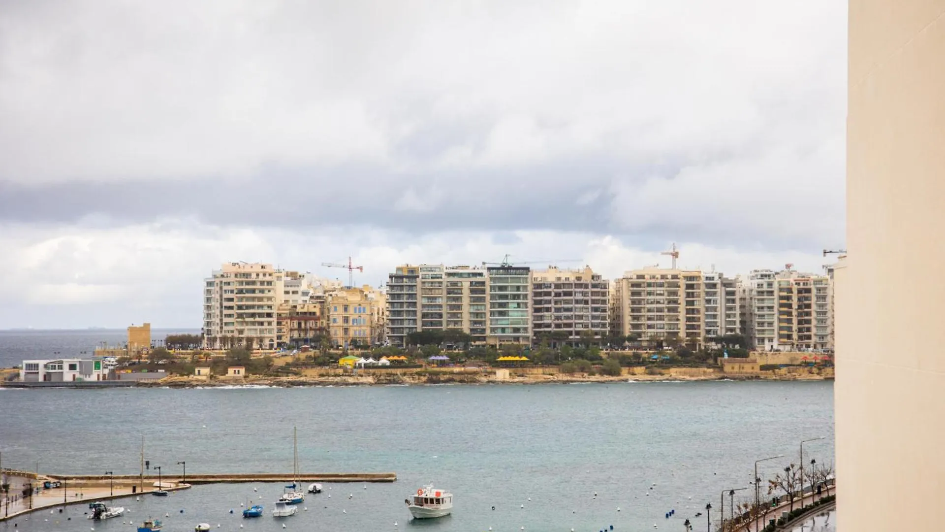 Chic 1Br Retreat In St Julian\'S By Holi contacte